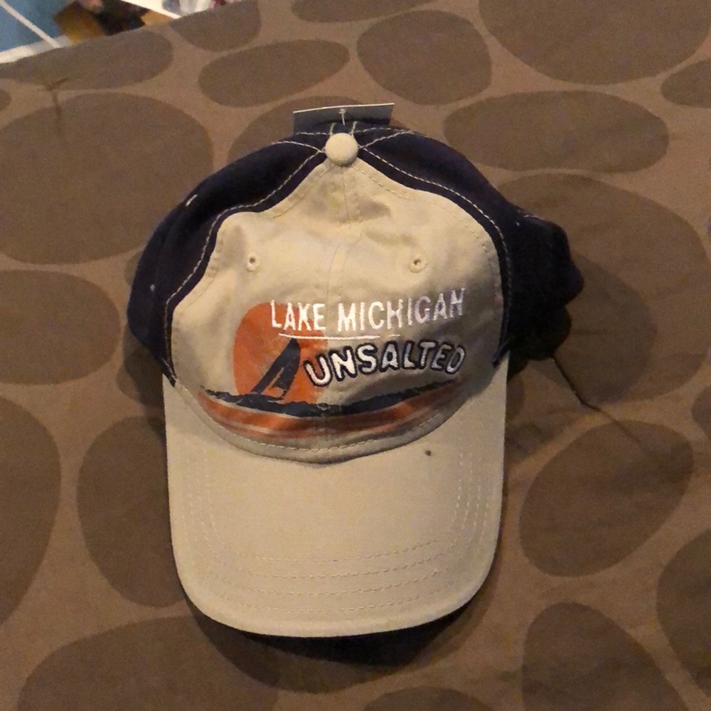 NWT Lake Michigan Hat